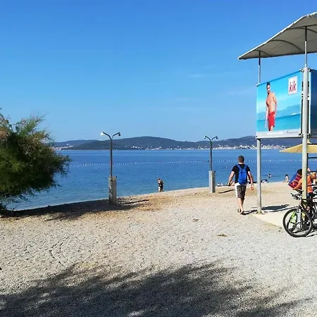 With A Parking Space - 14137 *