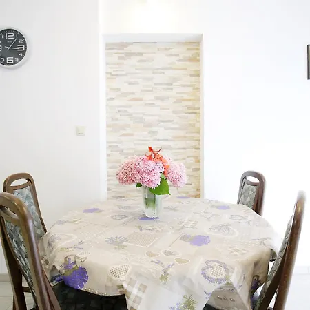 With A Parking Space - 14137 דירה