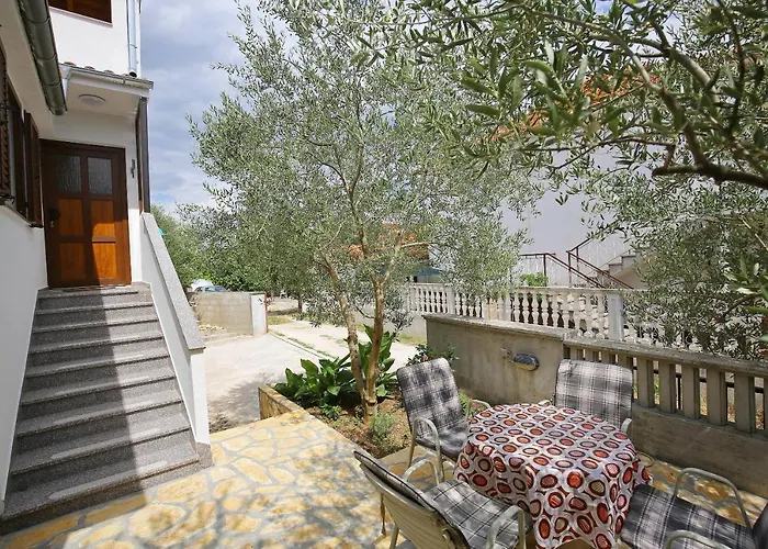 Apartmán With A Parking Space - 14137